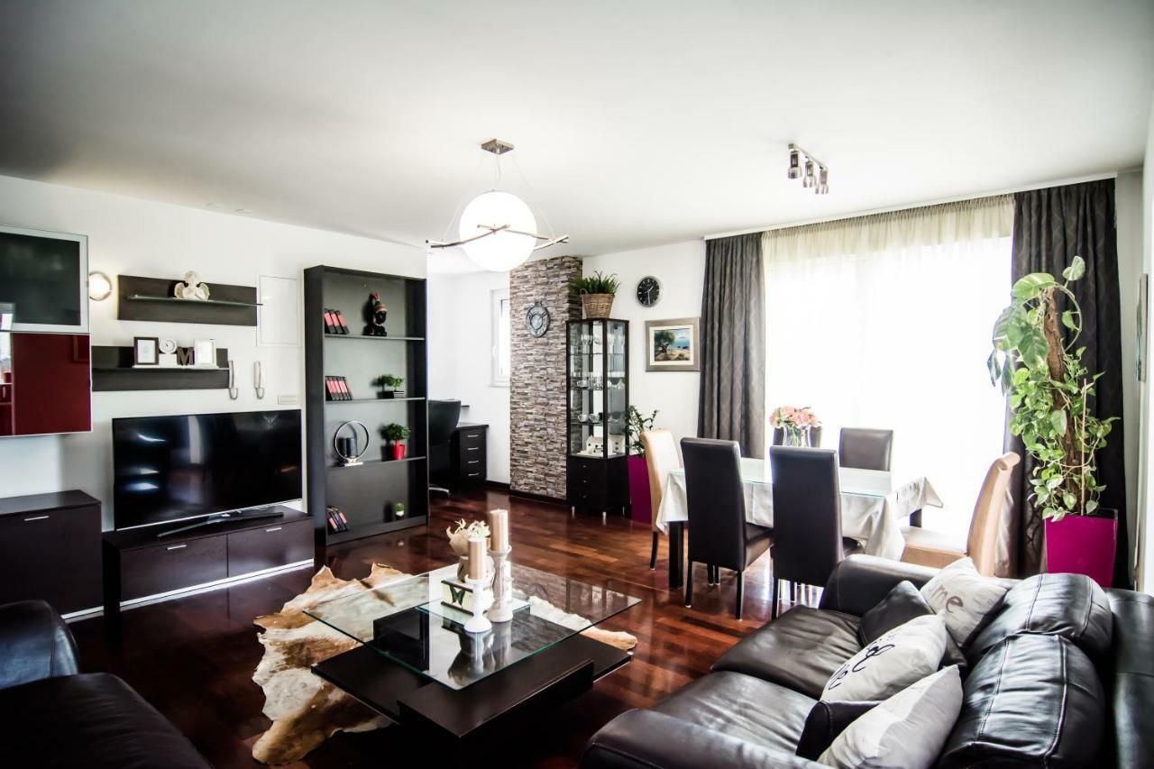 Luxury Apartment Julija สปลิท ภายนอก รูปภาพ